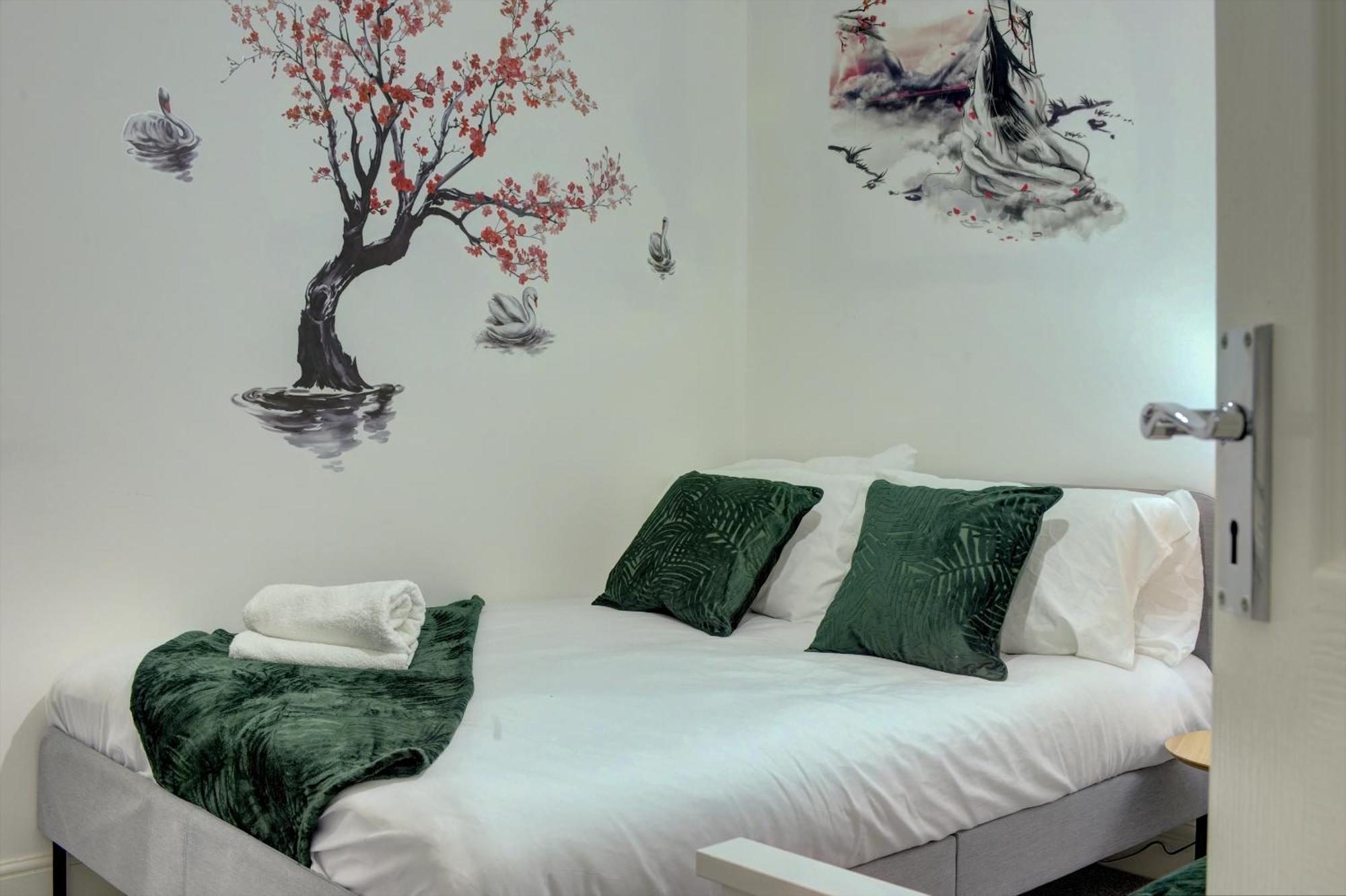 Stunning And Lovely 3 Bed House - Catch 22 Coventry Bagian luar foto