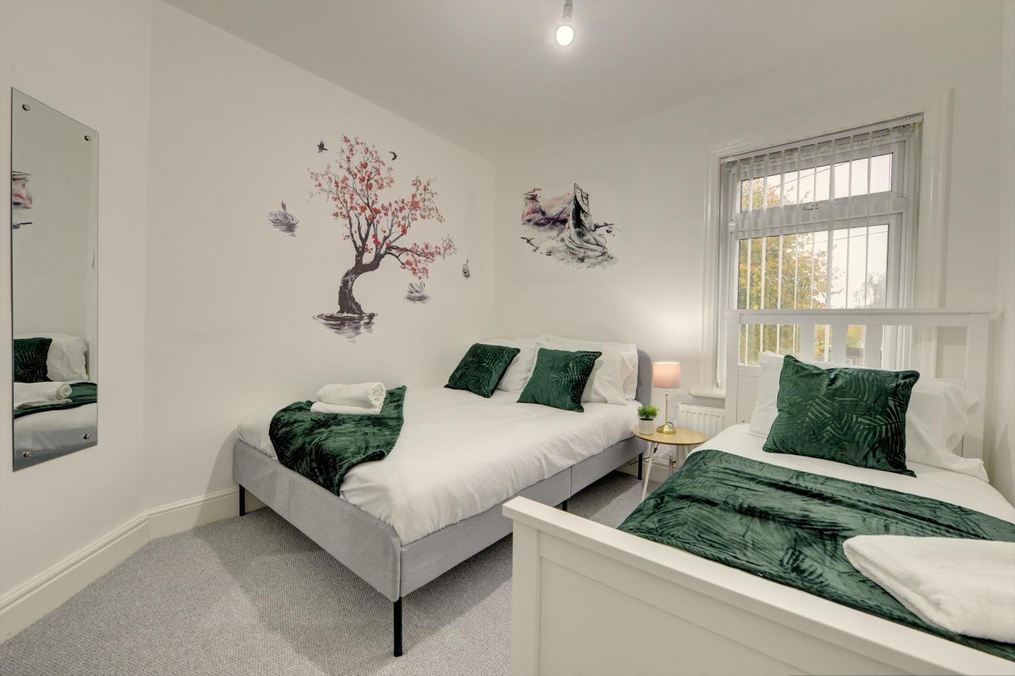 Stunning And Lovely 3 Bed House - Catch 22 Coventry Bagian luar foto