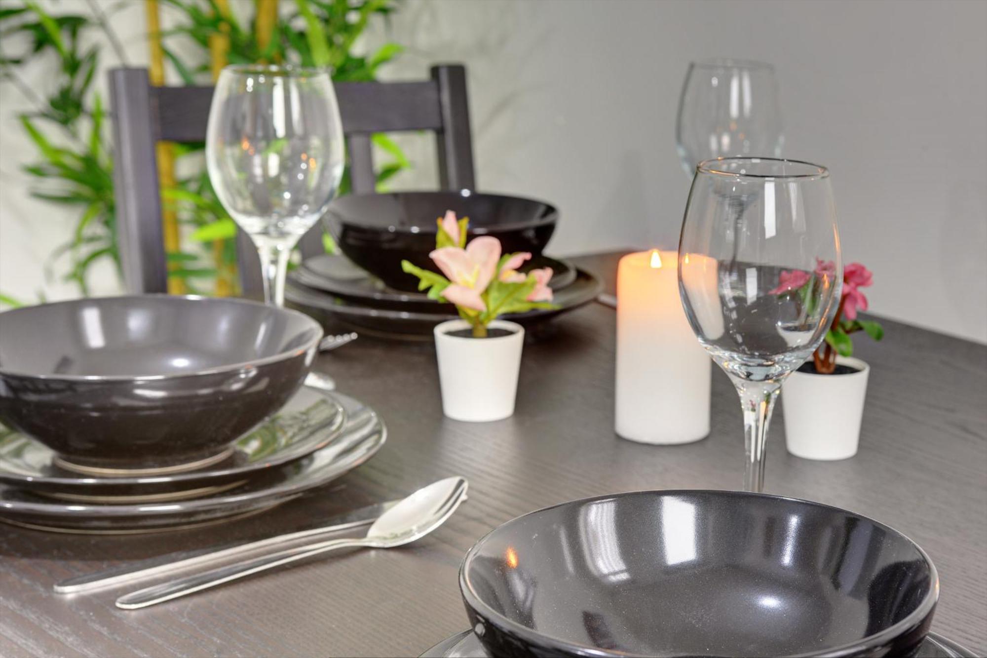 Stunning And Lovely 3 Bed House - Catch 22 Coventry Bagian luar foto